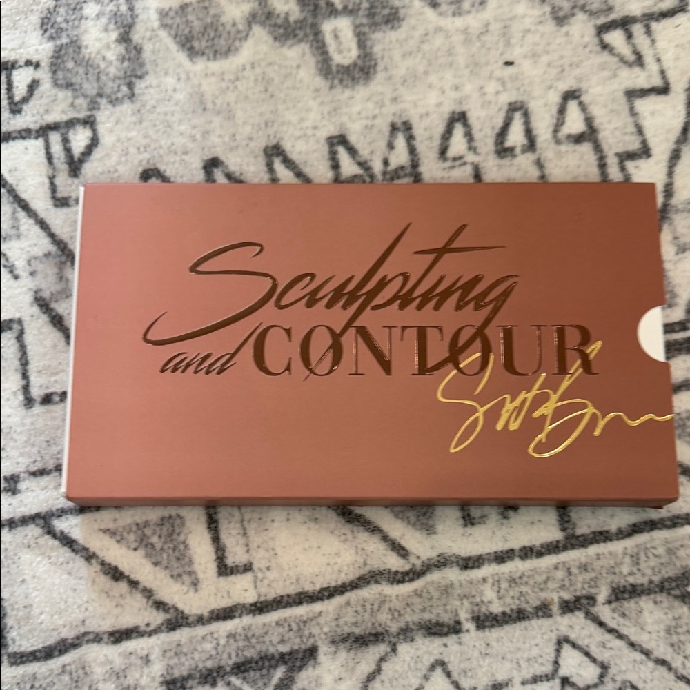 Sculpting and Contour Palette